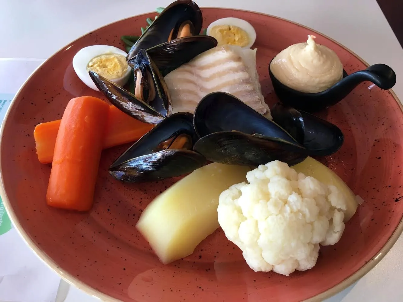 Plat ou salle du restaurant Saveurs du Brusc