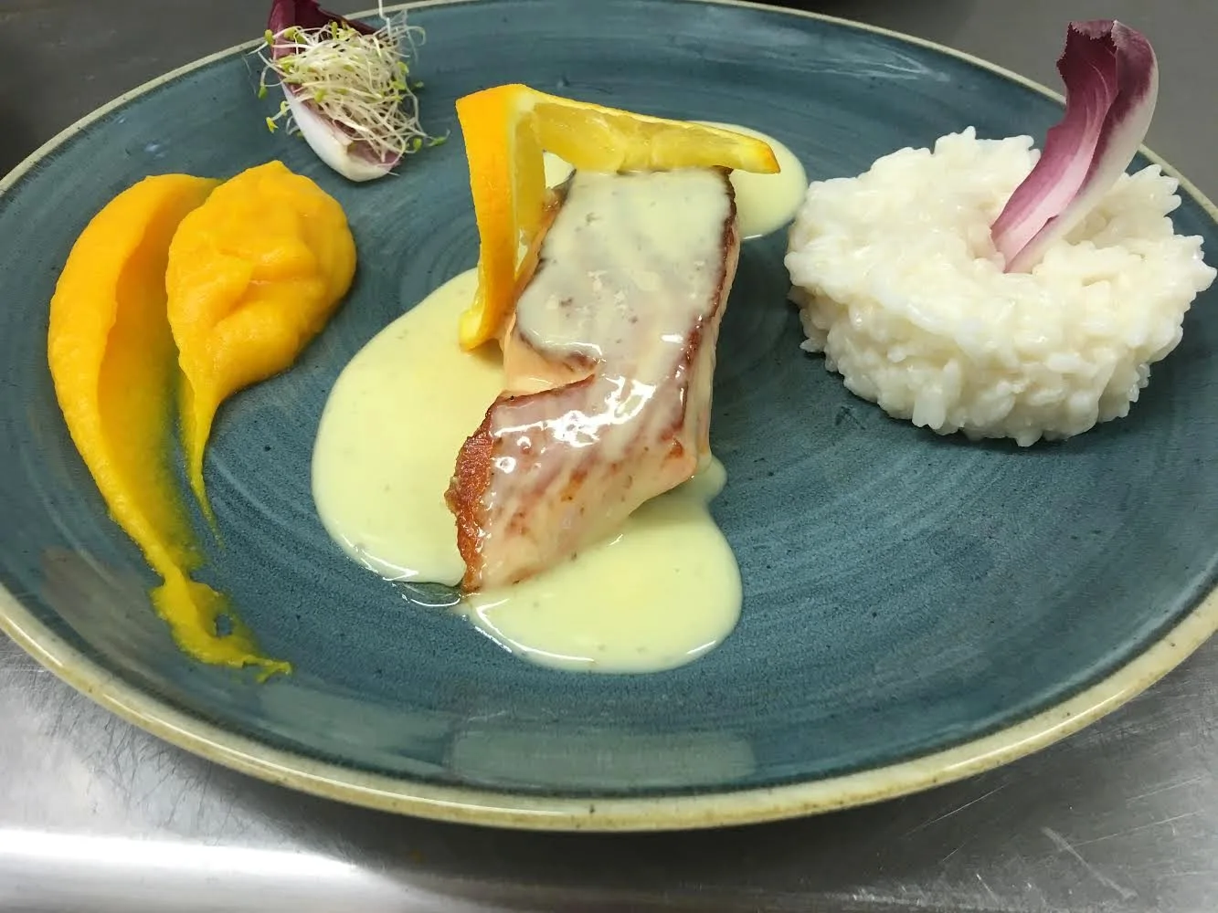 Plat ou salle du restaurant Saveurs du Brusc